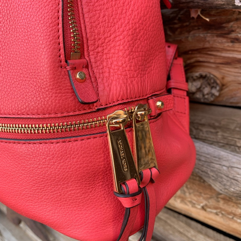 MICHAEL KORS “Rhea” Backpack Watermelon Leather - Picture 5 of 9